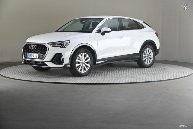 Audi Q3 1