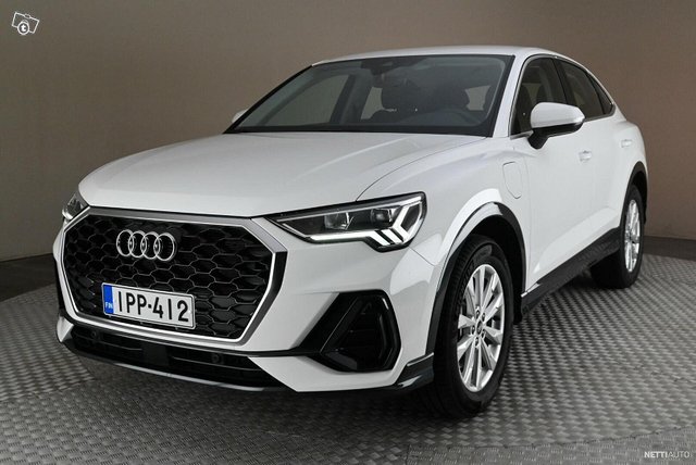 Audi Q3 14