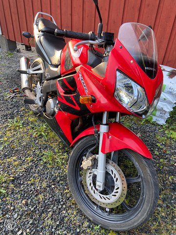 Honda Cbr 125R 2