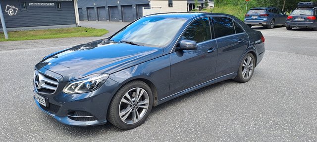 Mercedes-Benz E-sarja 1