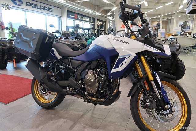 Suzuki V-Strom 2