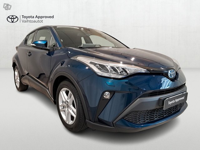 Toyota C-HR 6