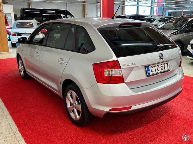 Skoda Rapid 7