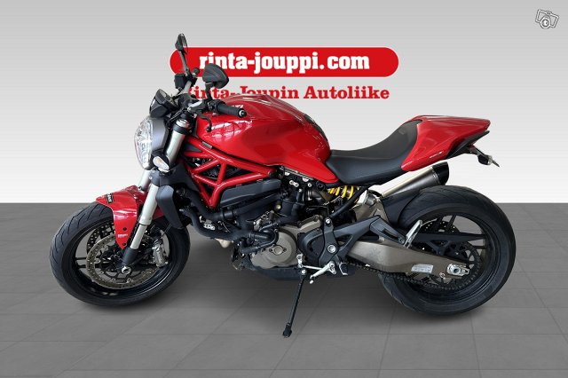 Ducati MONSTER 8