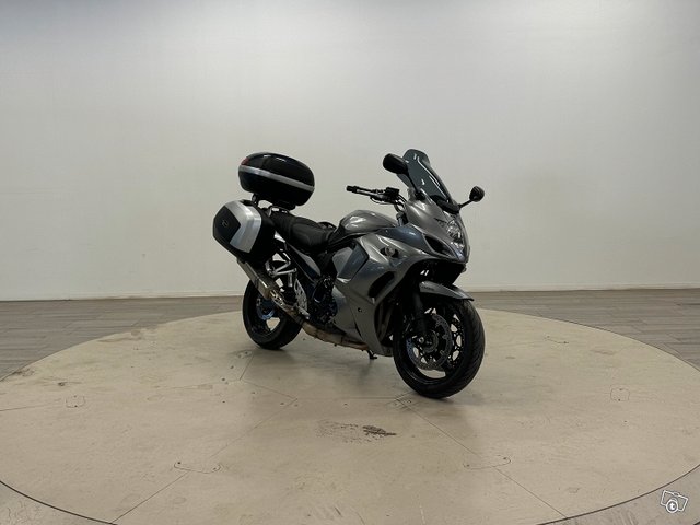 Suzuki GSX 2