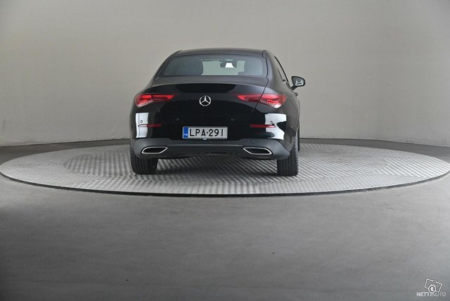 Mercedes-Benz CLA 5