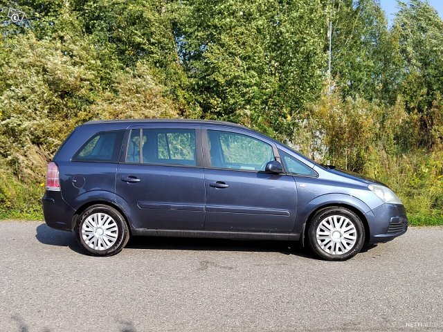 Opel Zafira 2