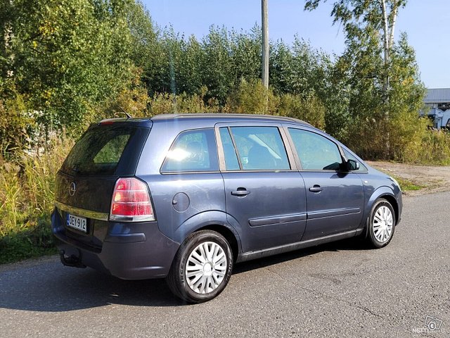 Opel Zafira 3