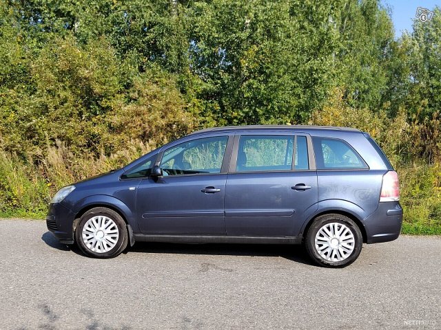 Opel Zafira 6