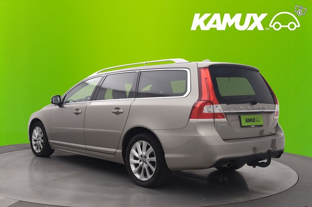 Volvo V70 5