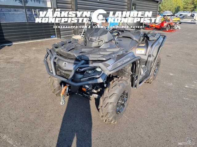 Can-Am Outlander Max, kuva 1