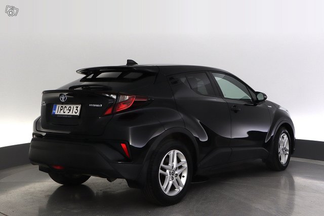 Toyota C-HR 5