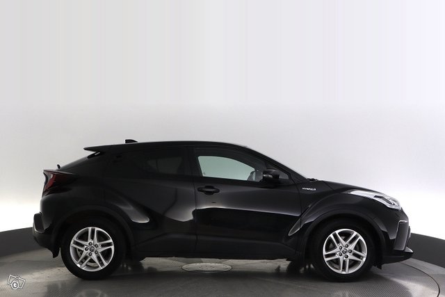 Toyota C-HR 6