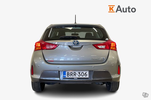 TOYOTA Auris 3