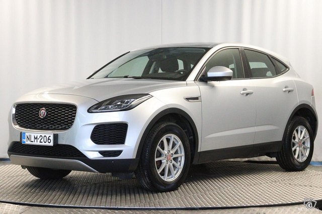 Jaguar E-Pace 1