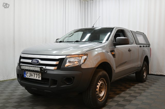 Ford Ranger 4