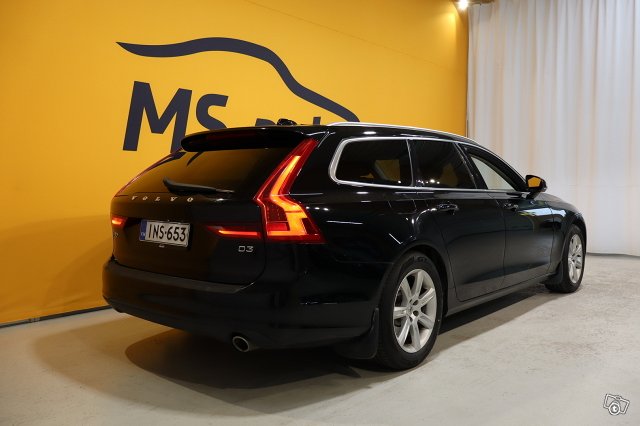 Volvo V90 4