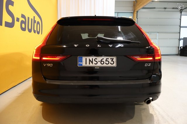 Volvo V90 5