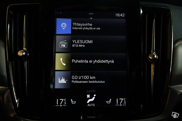 Volvo V90 22