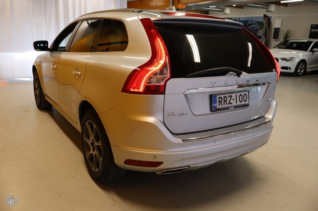 Volvo XC60 6