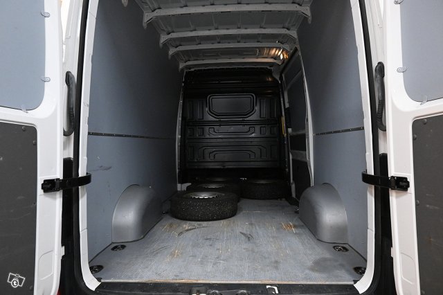 Volkswagen Crafter 22