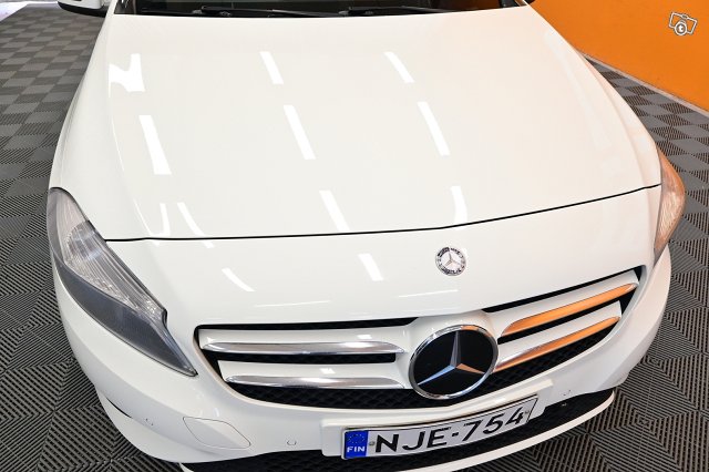 Mercedes-Benz A 9