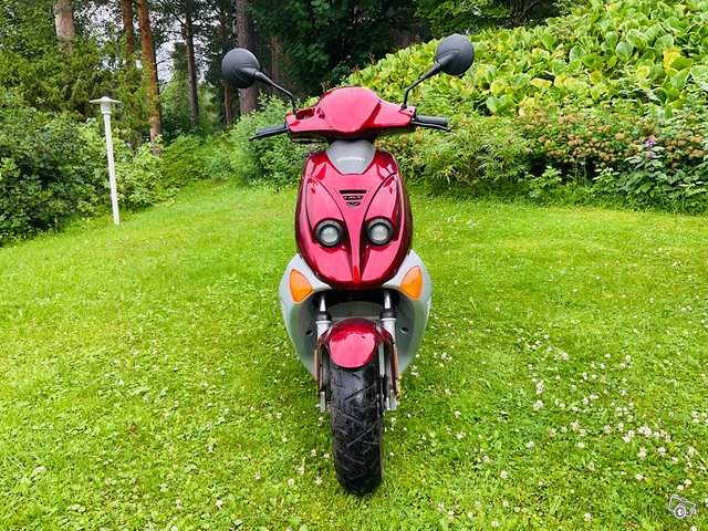 HyoSung Prima 49cc Moposkootteri LÖYTÖ 5