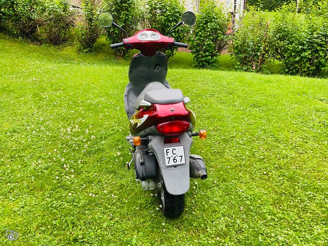 HyoSung Prima 49cc Moposkootteri LÖYTÖ 6