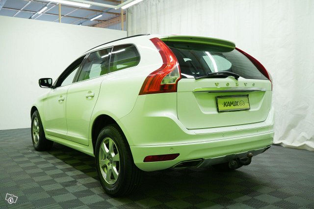 Volvo XC60 5