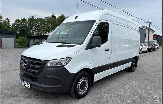 MERCEDES-BENZ SPRINTER