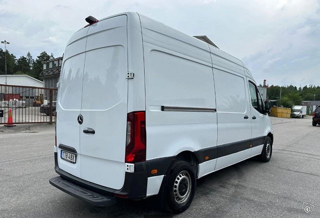 MERCEDES-BENZ SPRINTER 2