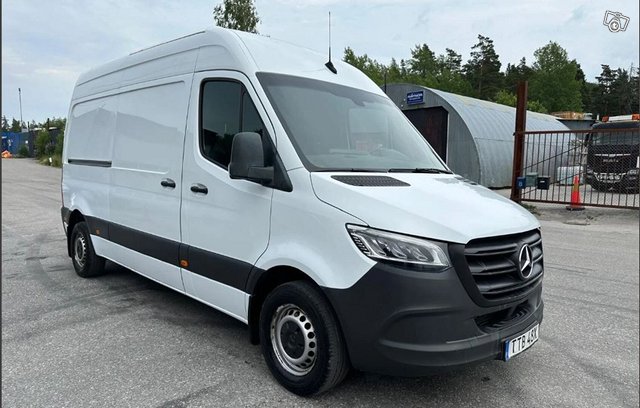 MERCEDES-BENZ SPRINTER 3