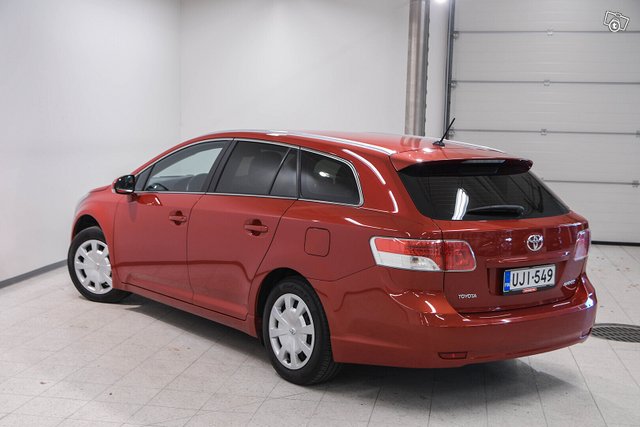 Toyota Avensis 7