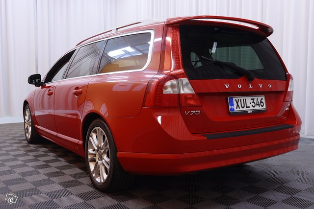 Volvo V70 5