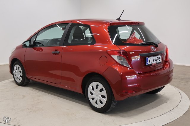 Toyota Yaris 7