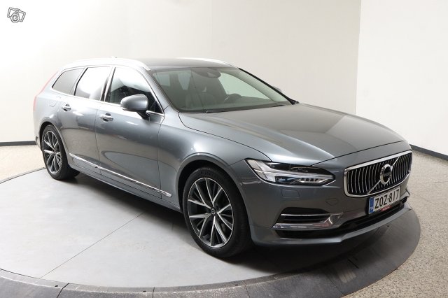 VOLVO V90 3