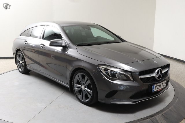 Mercedes-Benz CLA 3