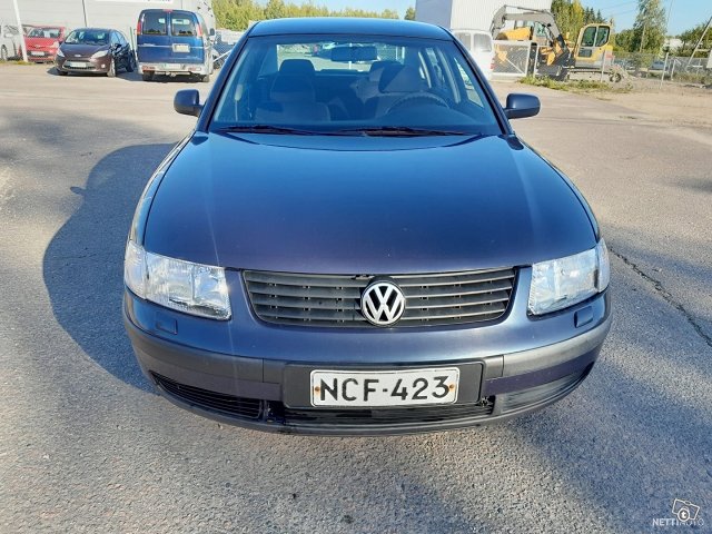 Volkswagen Passat 2