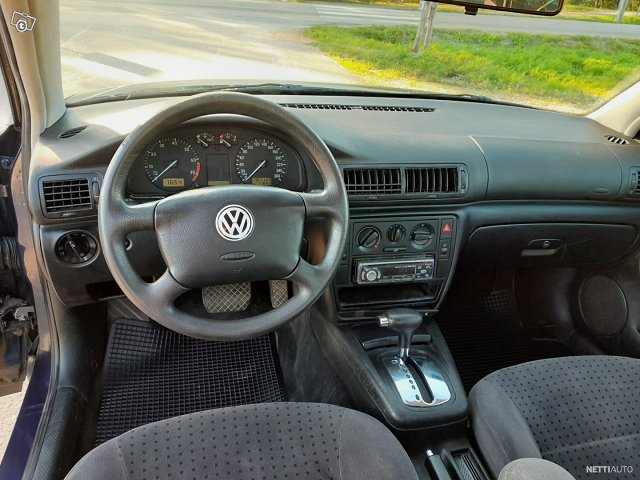 Volkswagen Passat 10