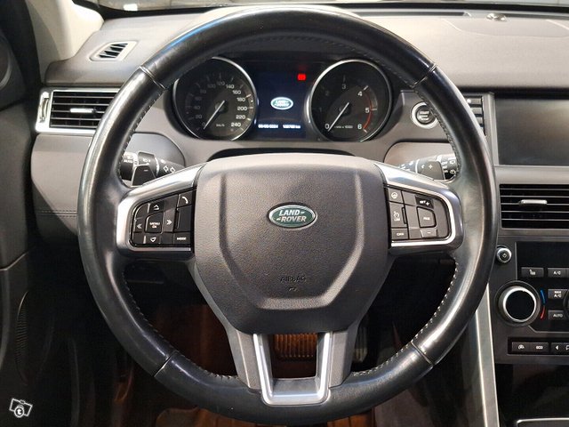 Land Rover Discovery Sport 8