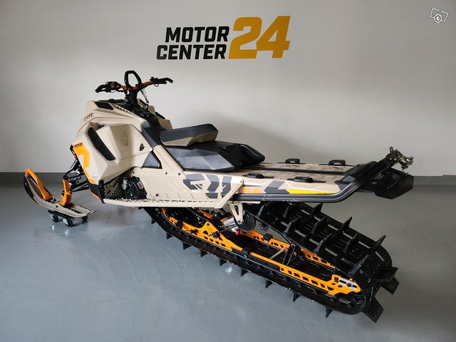 Ski-Doo FREERIDE 850 TURBO 154" -22 6