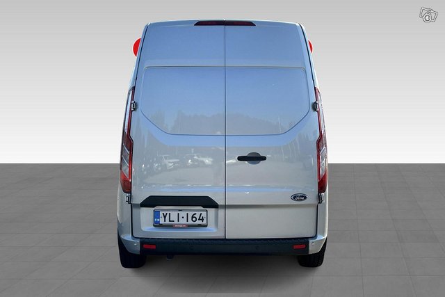 Ford Transit Custom 6