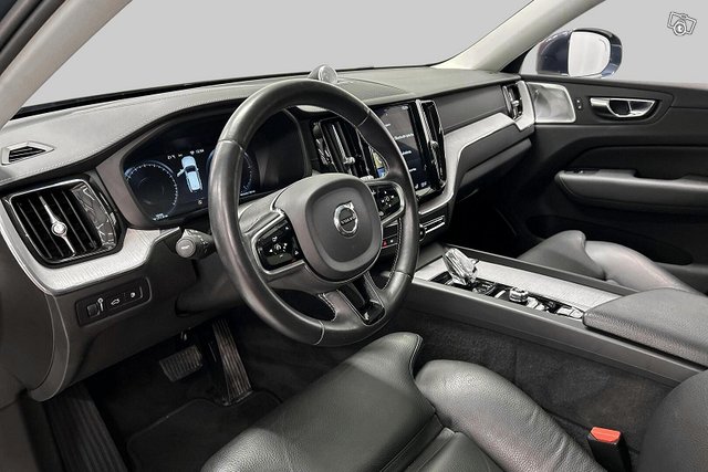 Volvo XC60 11