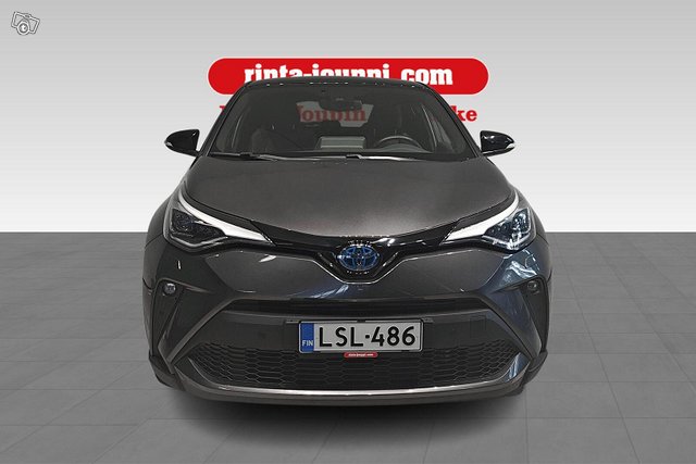 TOYOTA C-HR 2