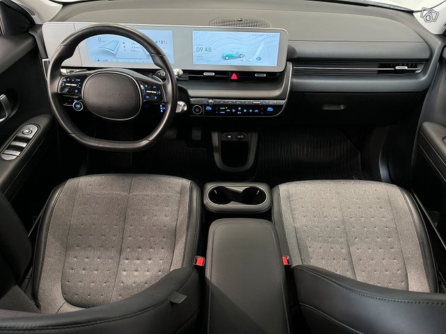 HYUNDAI IONIQ 5 9