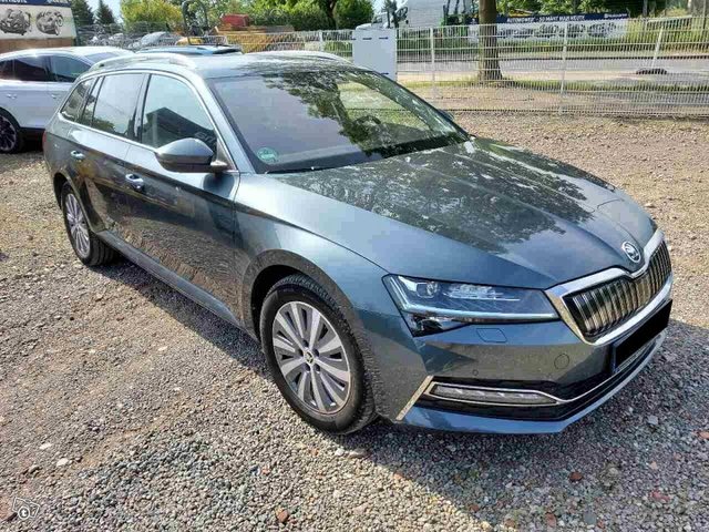 Skoda Superb 1