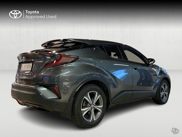 Toyota C-HR 5