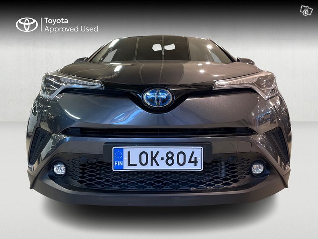 Toyota C-HR 7