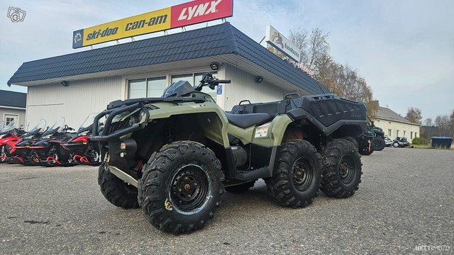 Can-Am Outlander 1