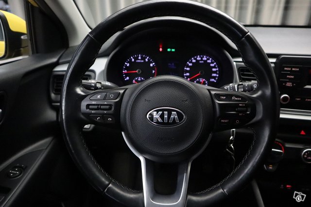 Kia Rio 9